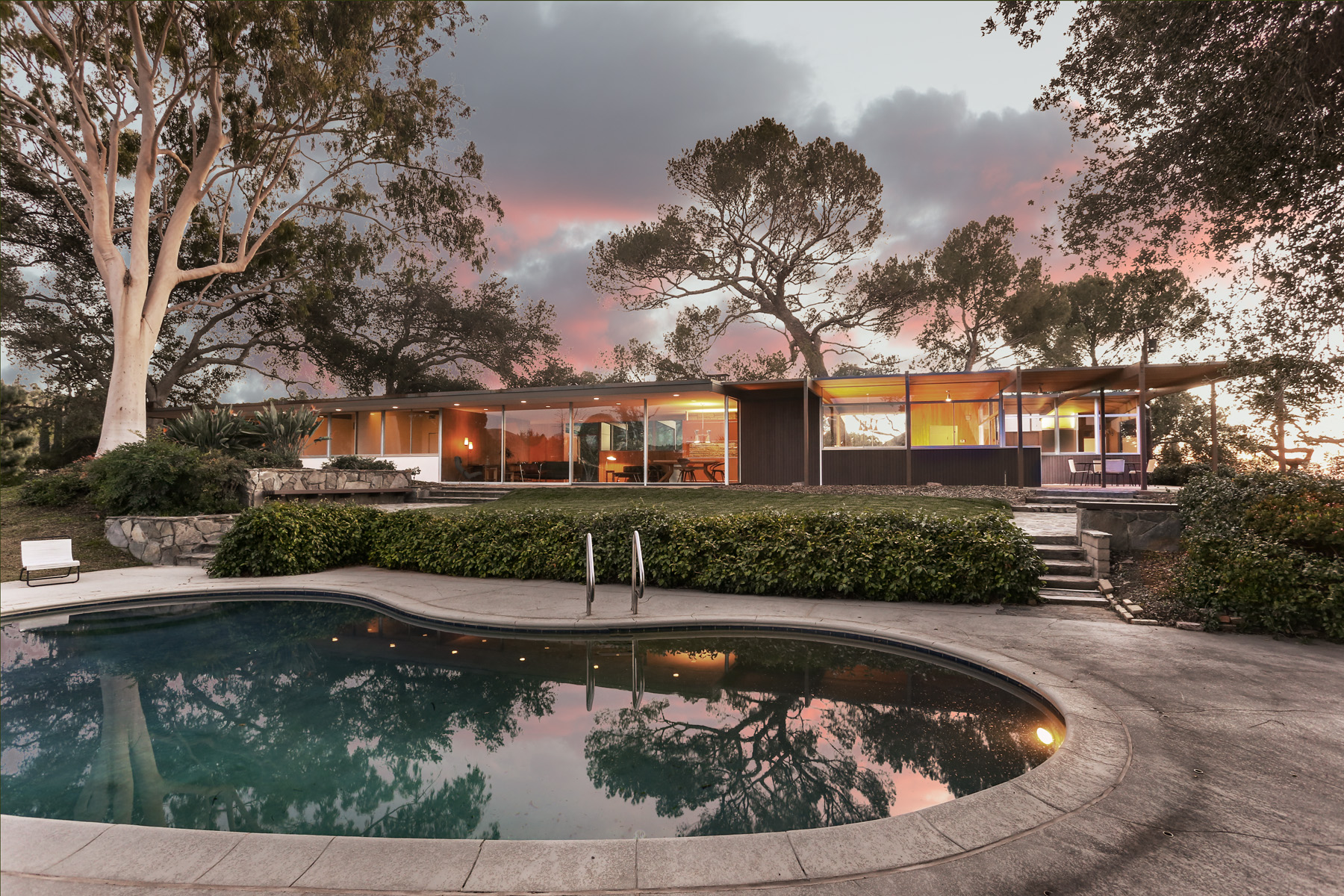 Sold: The J.M. Roberts Residence, Richard Neutra (1955) — MODERN